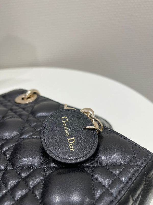 OZ - Dir Bags - 820