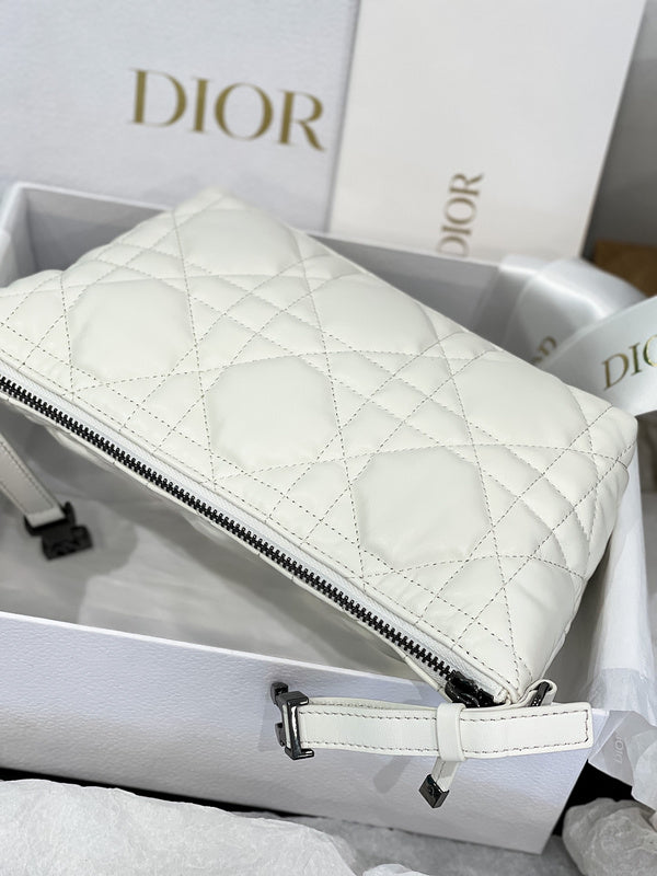OZ - Dir Bags - 1072