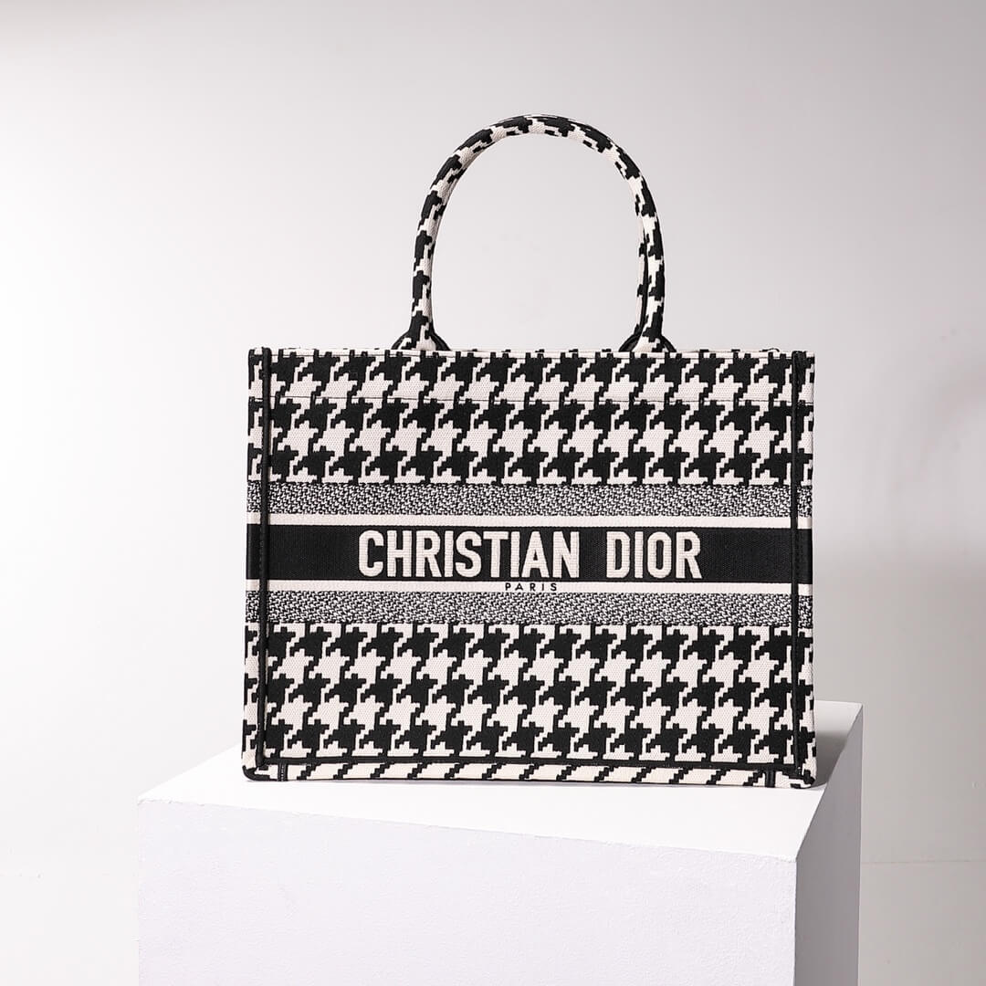 DO Book Tote black BIG Handbag 1286 Embroidery LOGO black and white