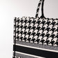 DO Book Tote black BIG Handbag 1286 Embroidery LOGO black and white