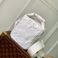 M21812 Cruiser Messenger Cross-body bag white Lou
