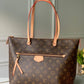 M42268 Monogram cross body bags shoulder bag subaxillary bag brown M42267/42CM