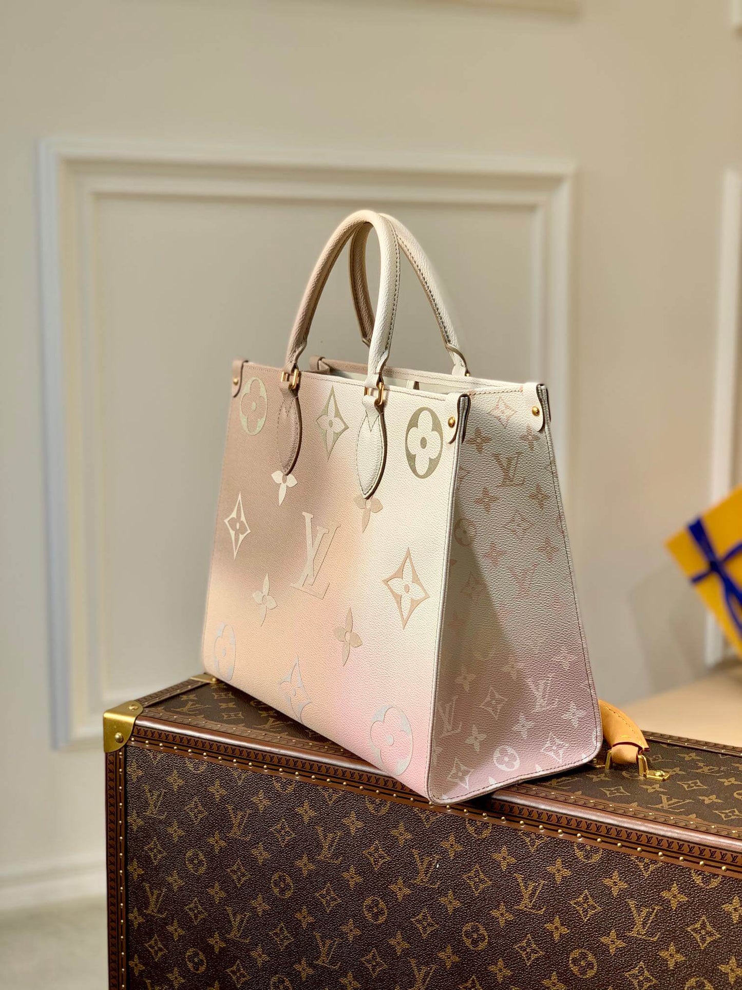 ONTHEGO GM BAG M46076 PINK WHITE MONOGRAM FREE SHIPPING