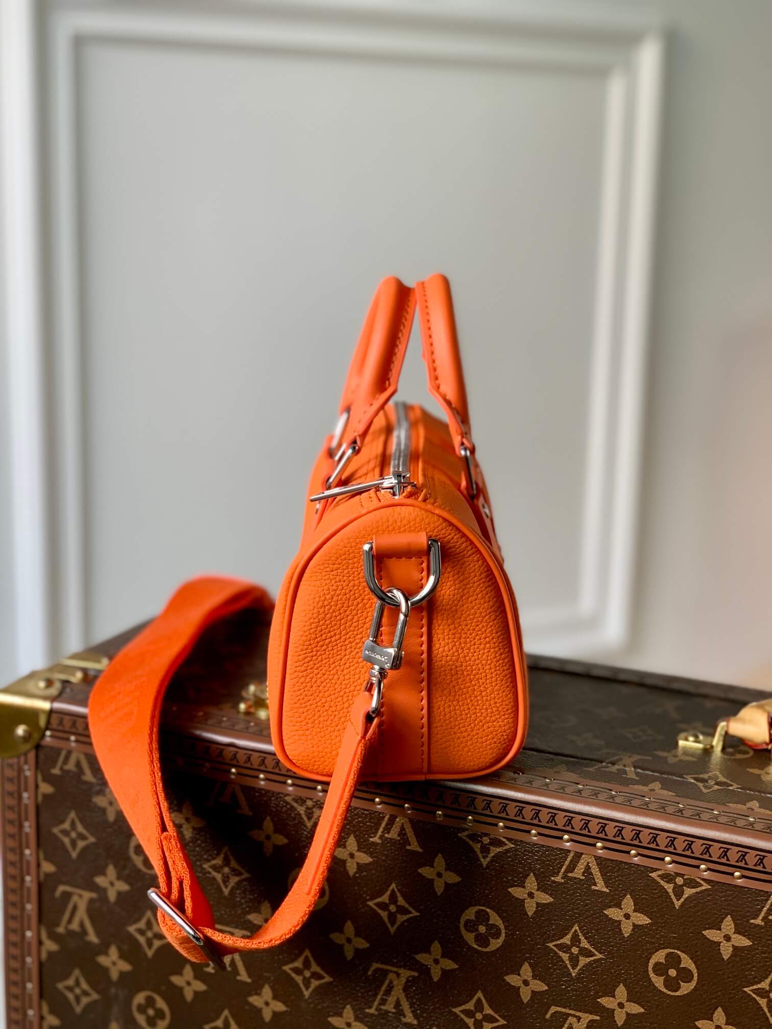 M81004 Men's bag Keepall XS shoulder bag cross body bags Handbag Aerogram orange calfskin