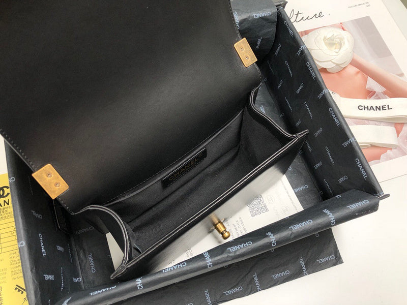 Ozarra - CHL Bags - 7470