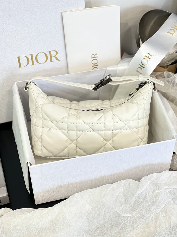 OZ - Dir Bags - 1072