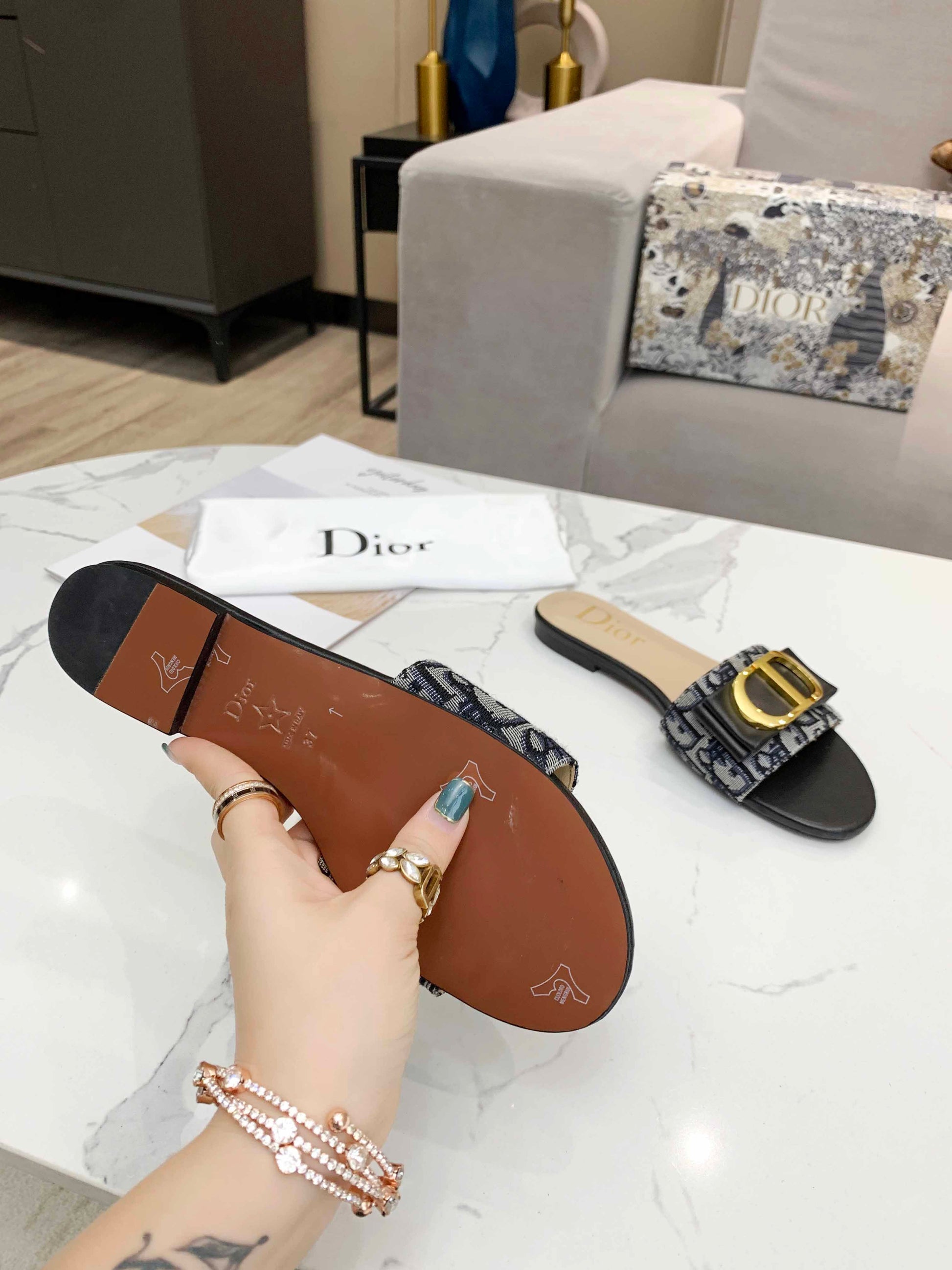 Luxury Shoes - DIR - 625