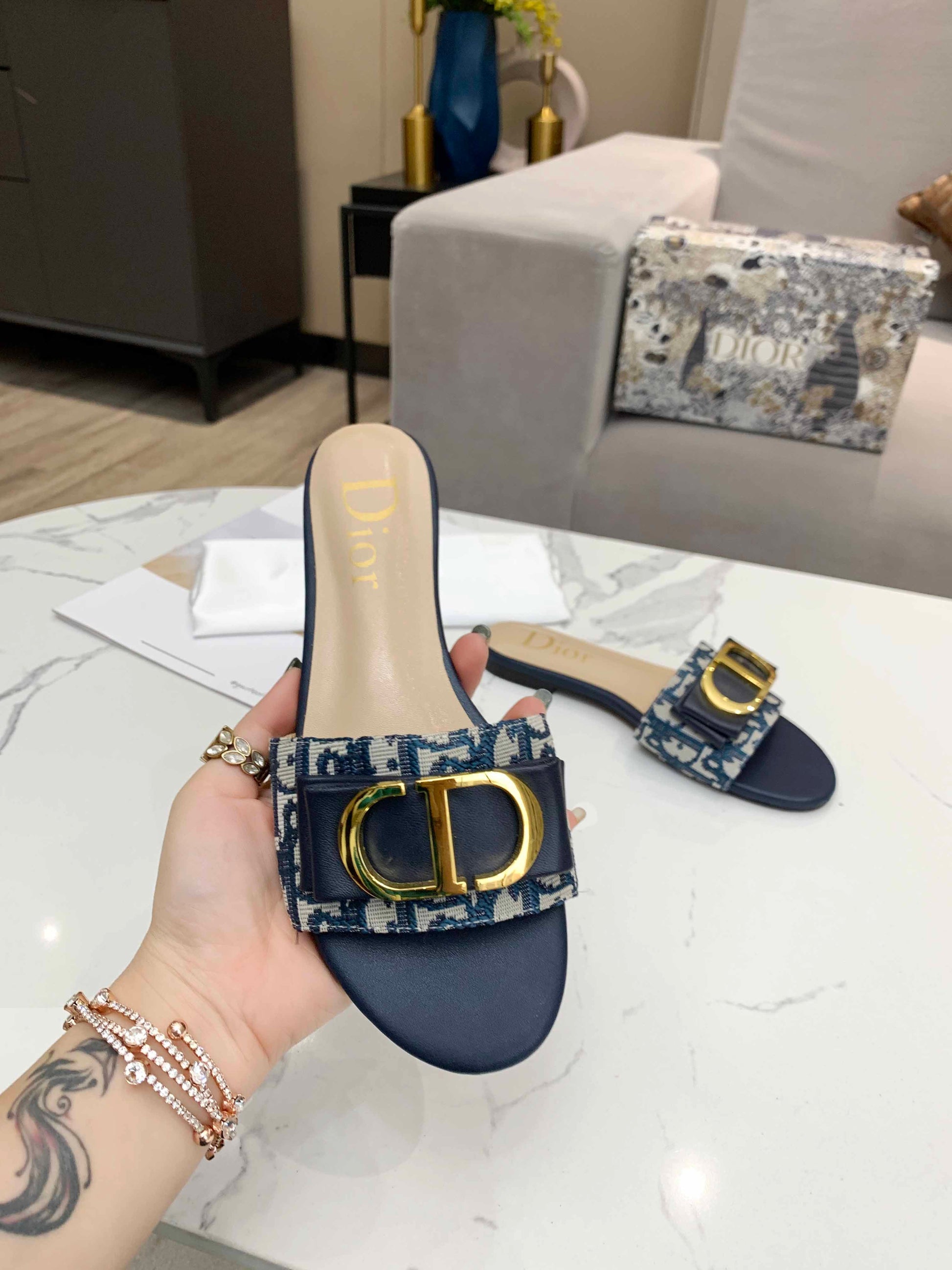 Luxury Shoes - DIR - 624