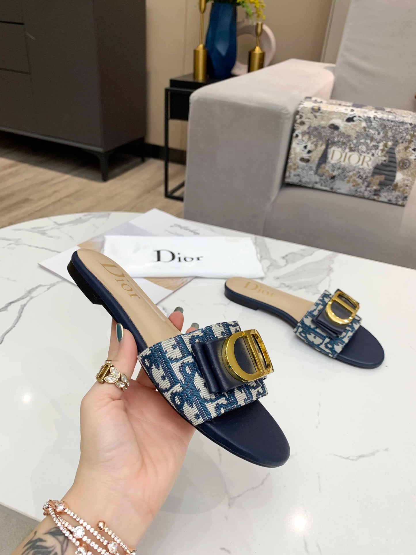 Luxury Shoes - DIR - 624