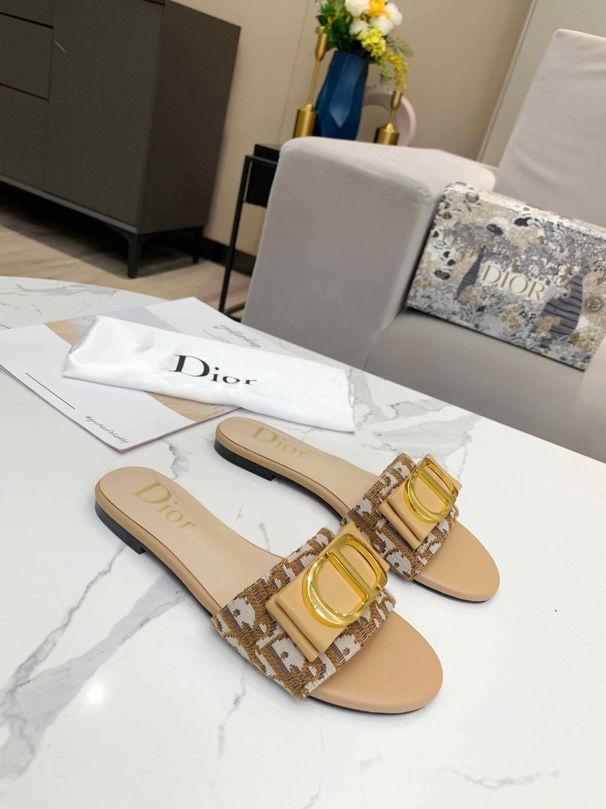 Luxury Shoes - DIR - 623