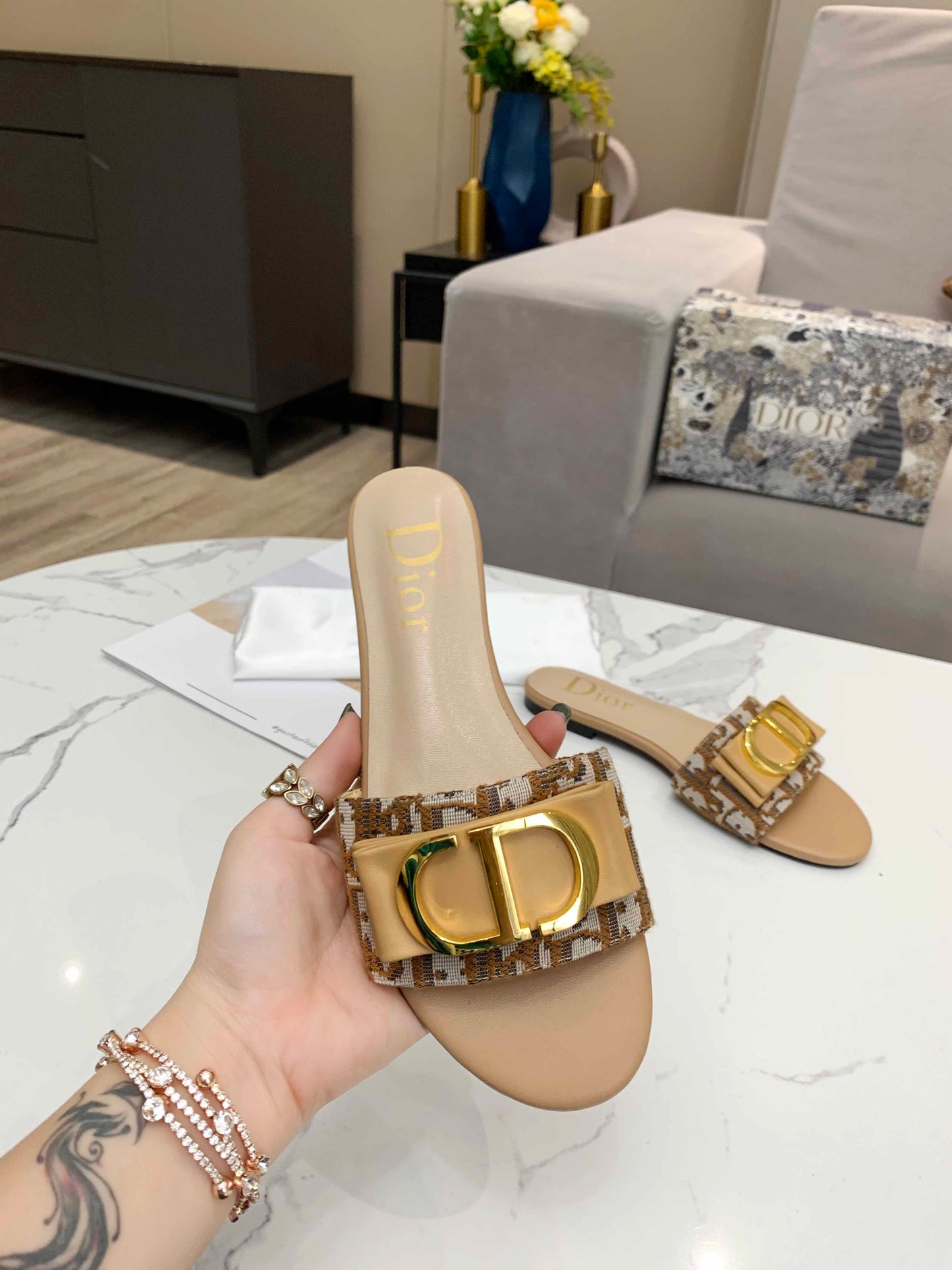 Luxury Shoes - DIR - 623