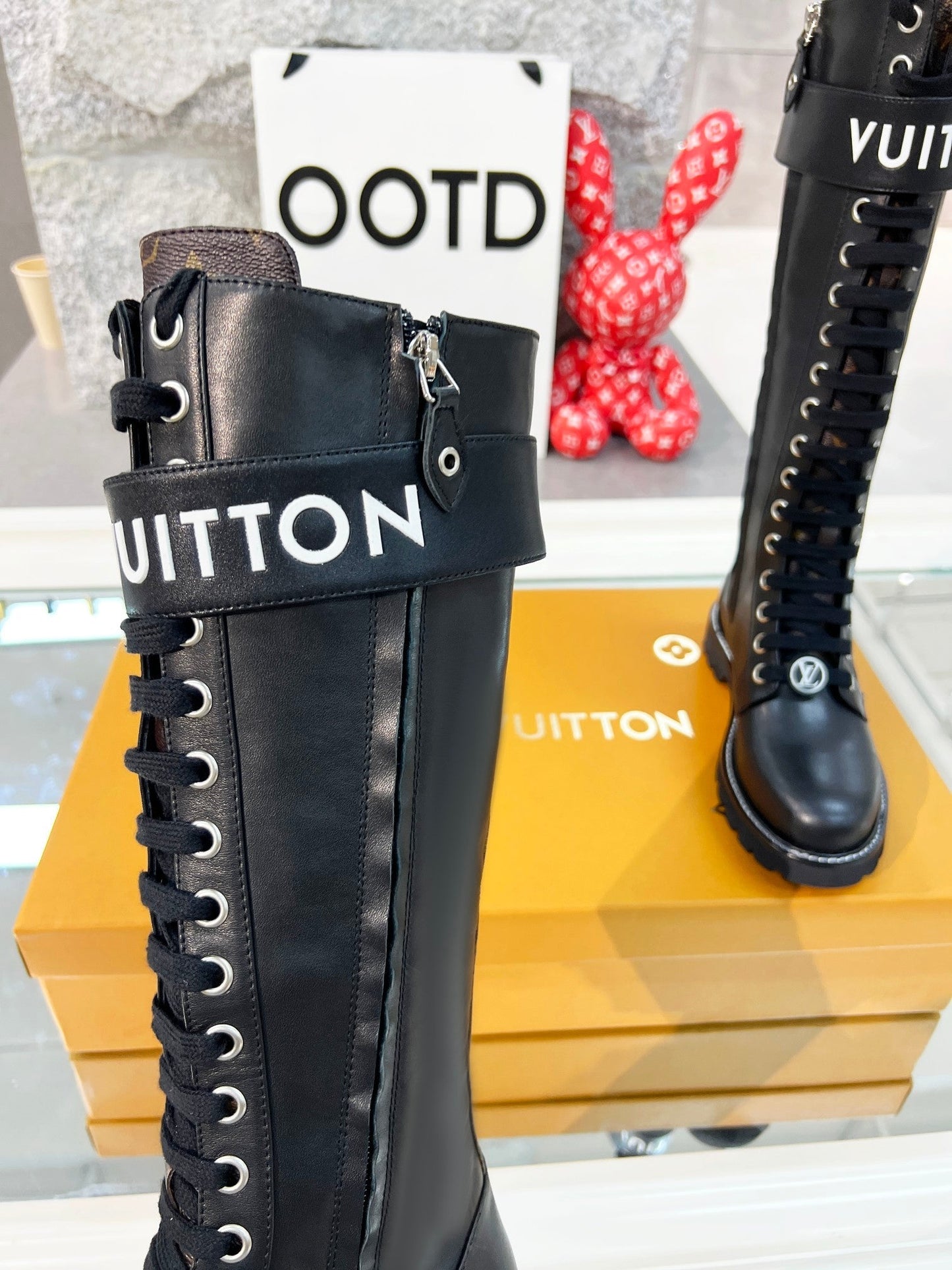 Luxury Shoes - LU-V - 488