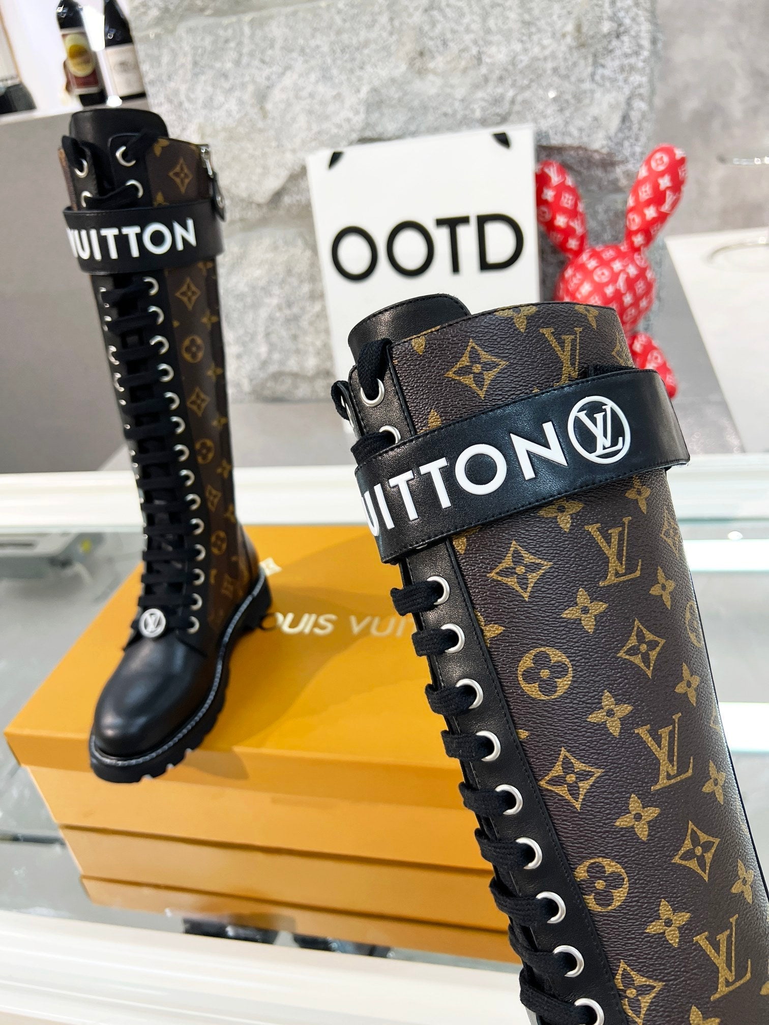 Luxury Shoes - LU-V - 490