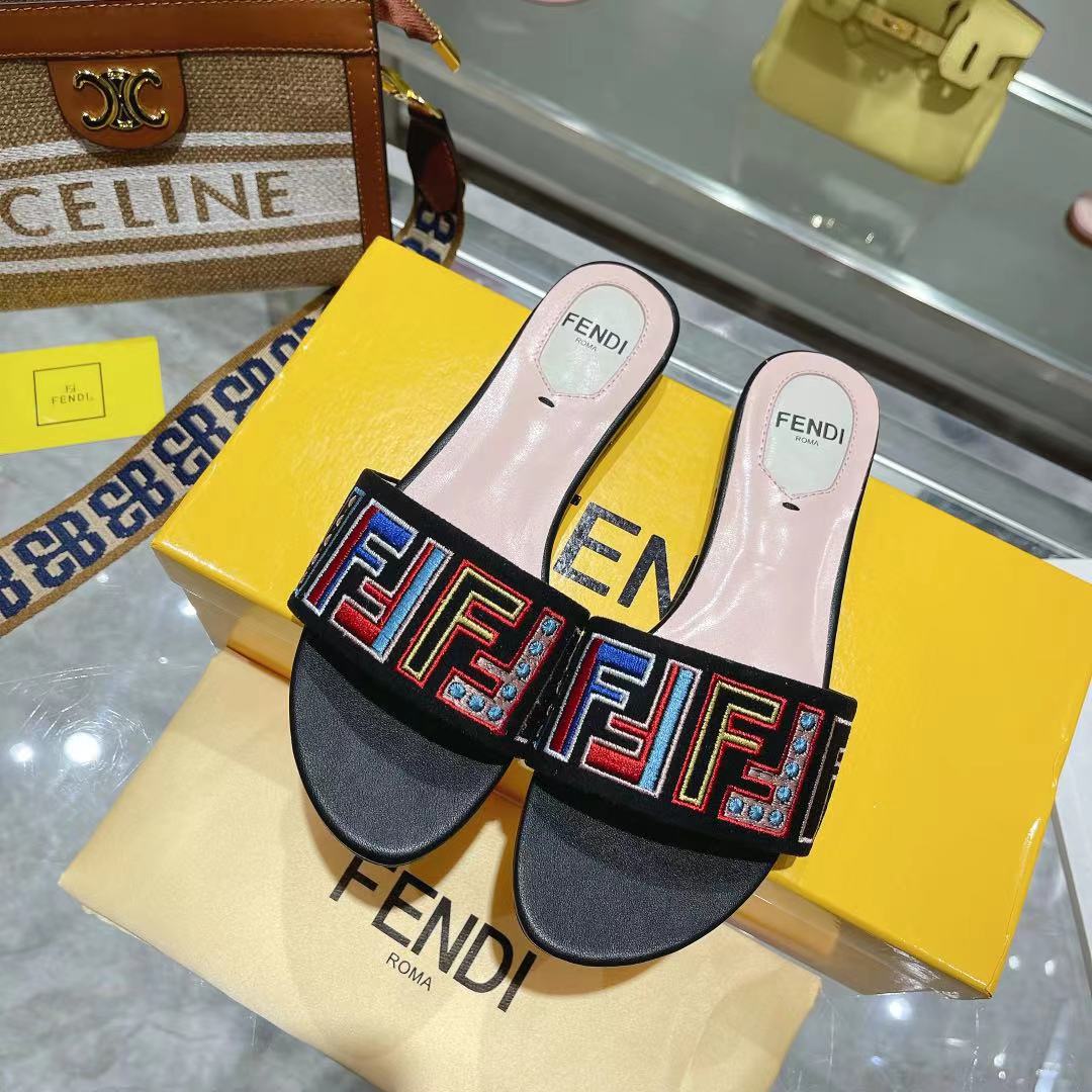 Luxury Shoes - FED - 557
