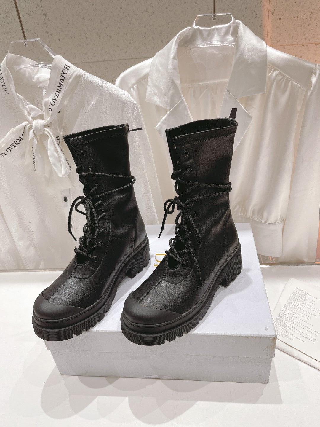 Luxury Shoes - DIR - 1049