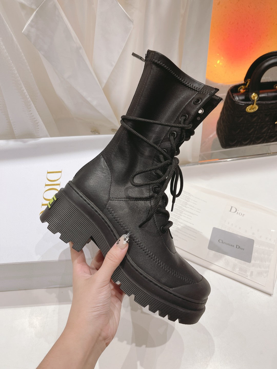 Luxury Shoes - DIR - 1049