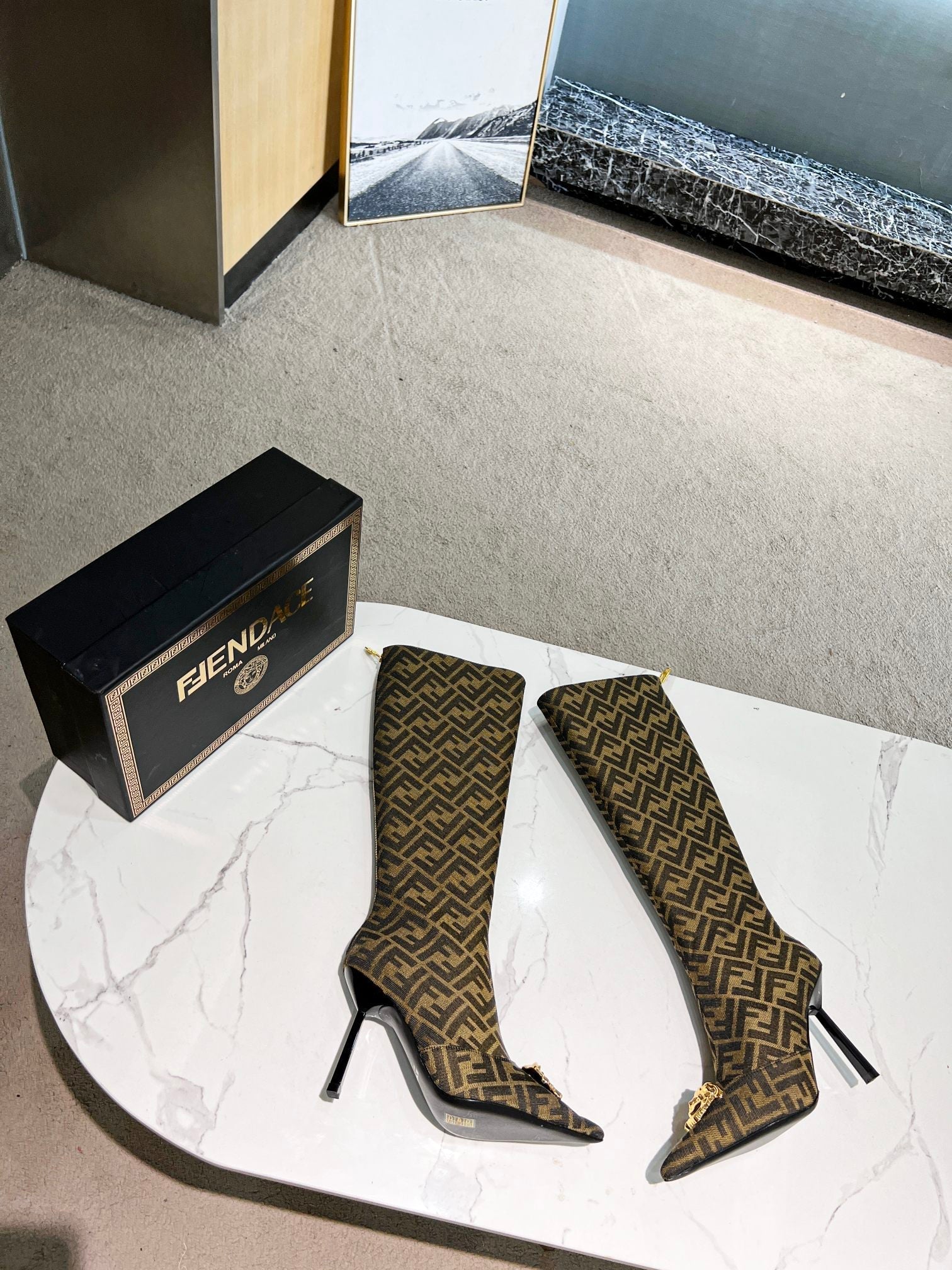 Luxury Shoes - FED - 387