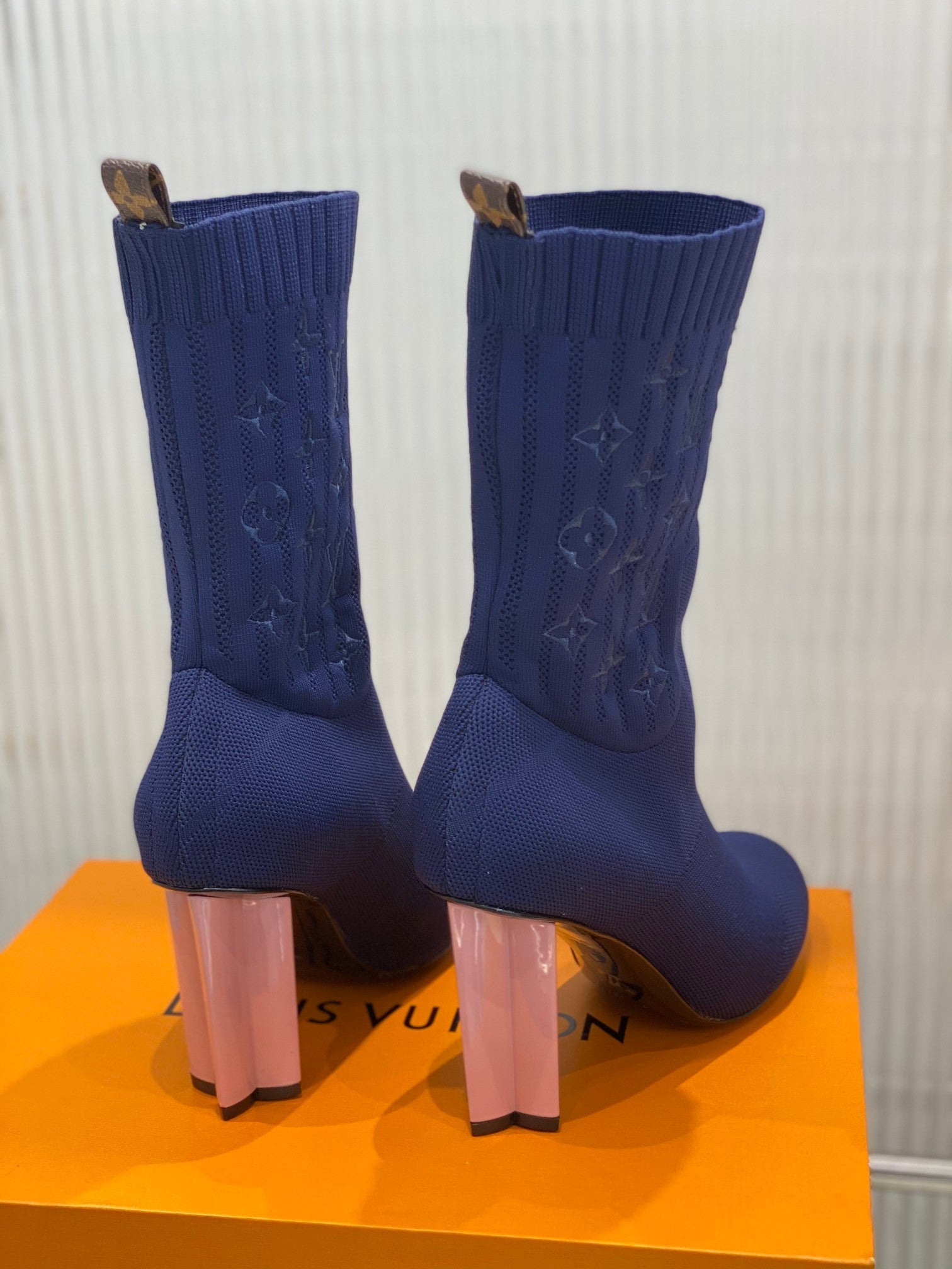 Luxury Shoes - LU-V - 1051