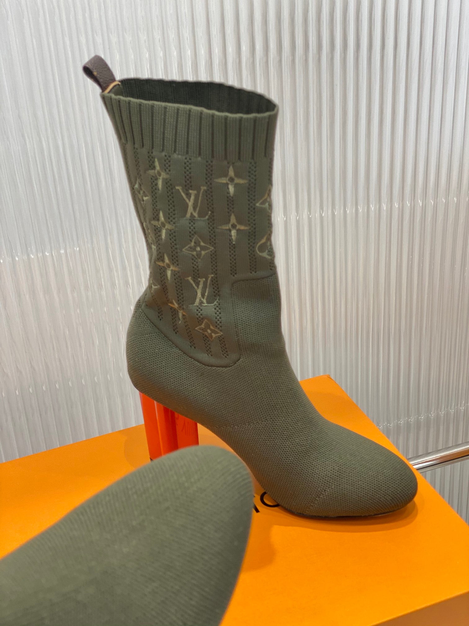 Luxury Shoes - LU-V - 1052