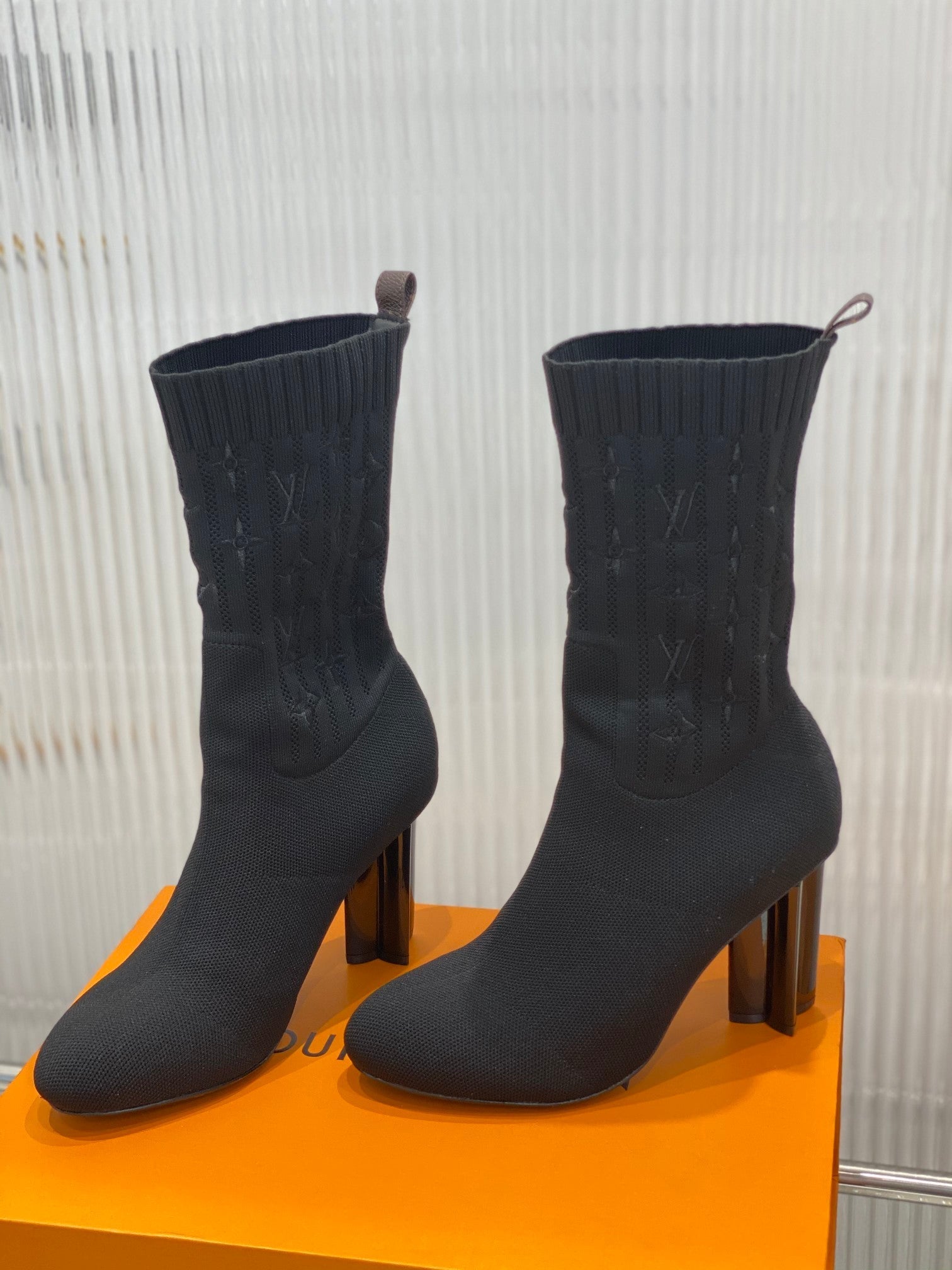 Luxury Shoes - LU-V - 1053