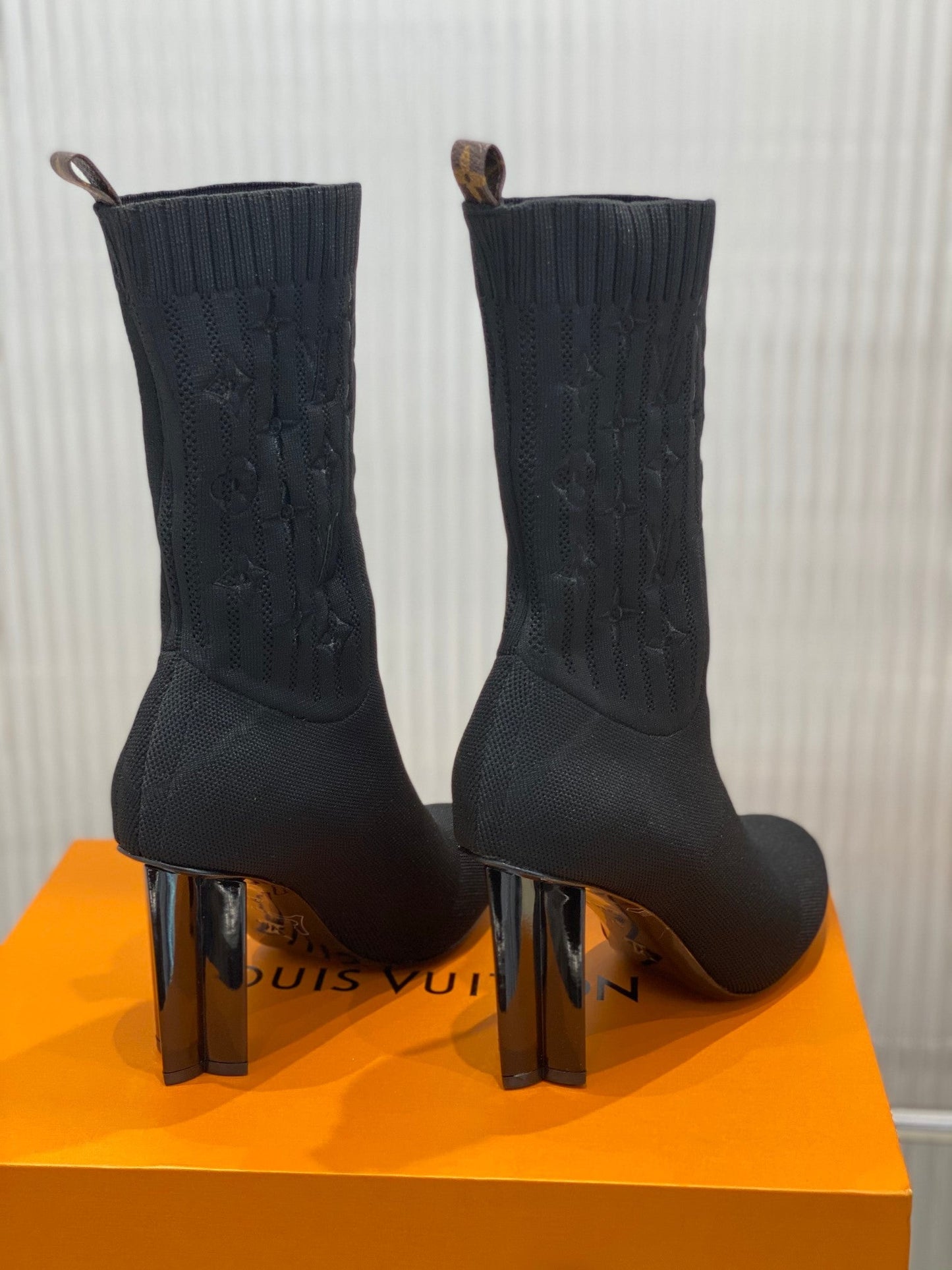 Luxury Shoes - LU-V - 1053