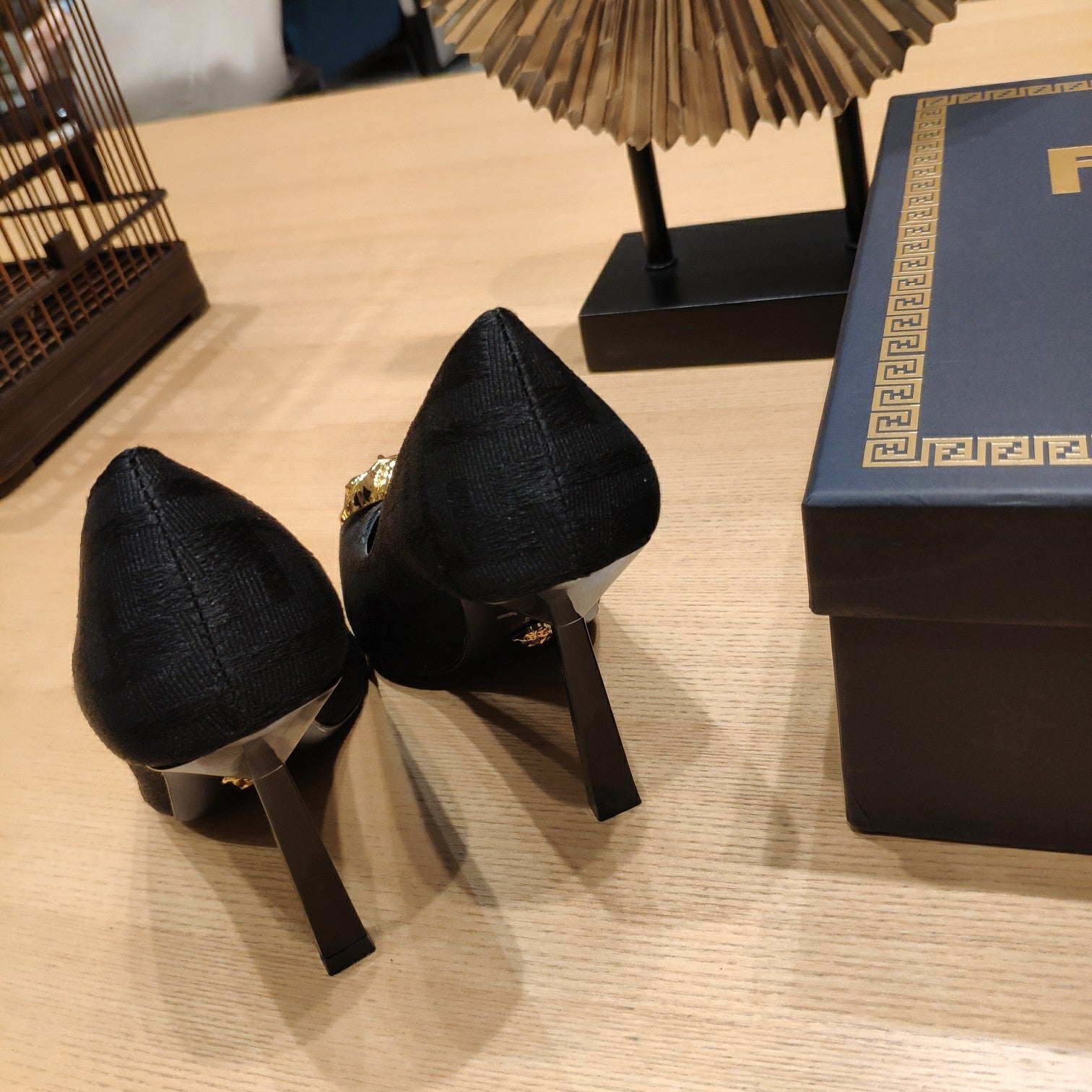 Luxury Shoes - FED - 443