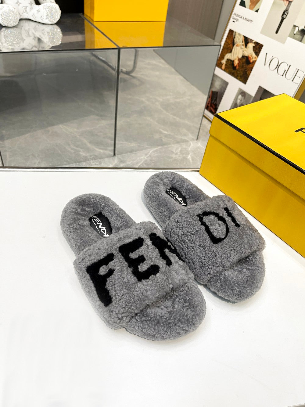 Luxury Shoes - FED - 373