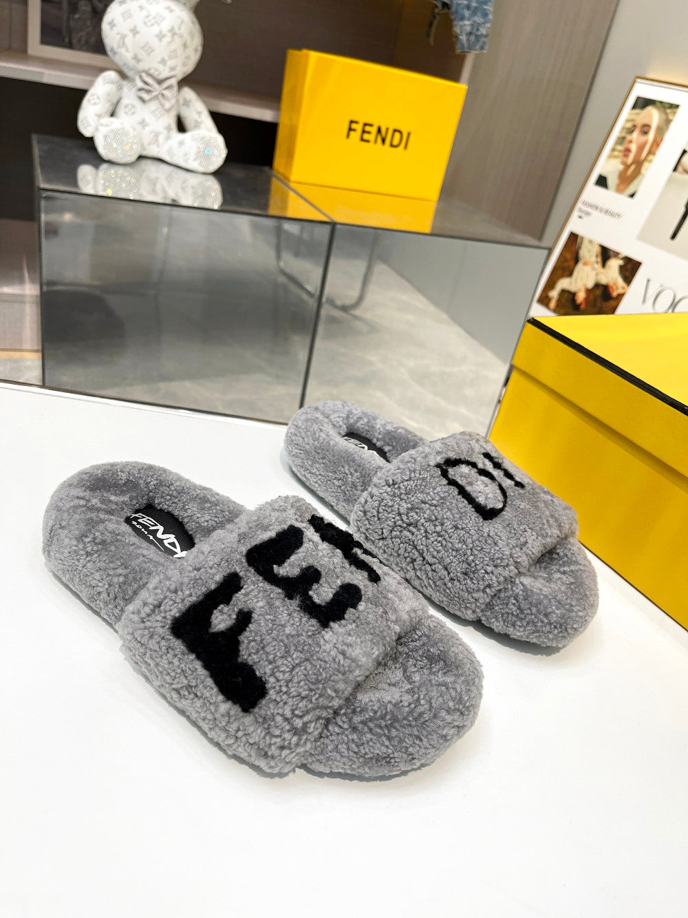 Luxury Shoes - FED - 373