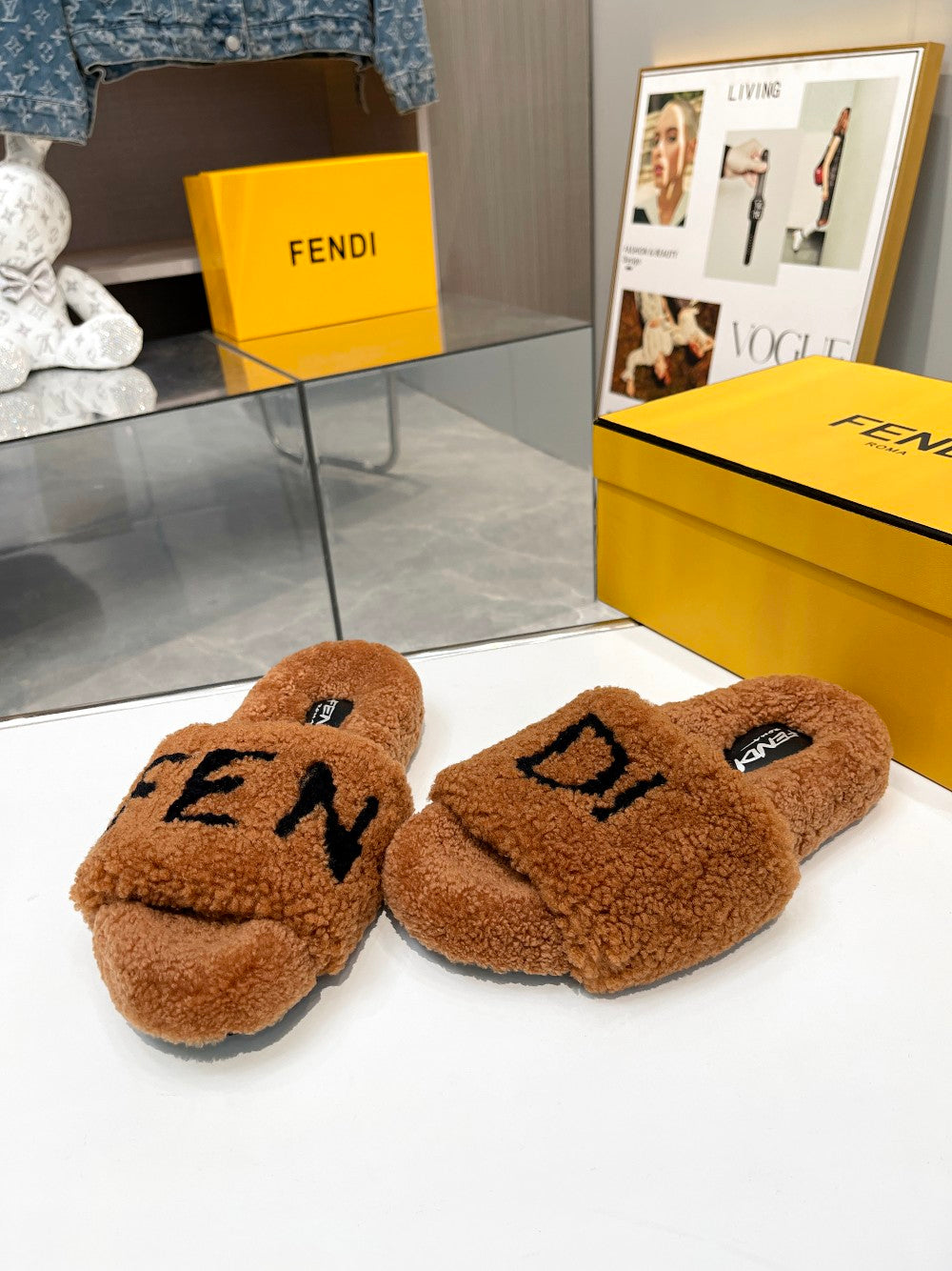 Luxury Shoes - FED - 374