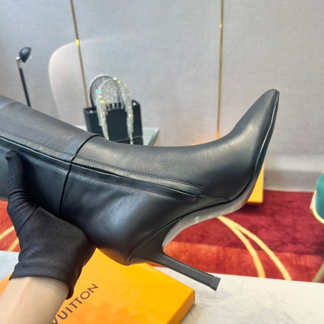 Luxury Shoes - LU-V - 485