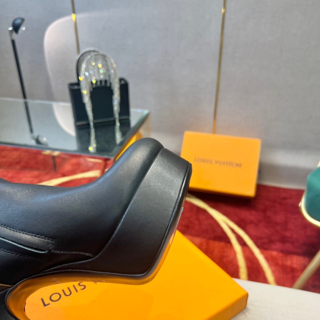 Luxury Shoes - LU-V - 499