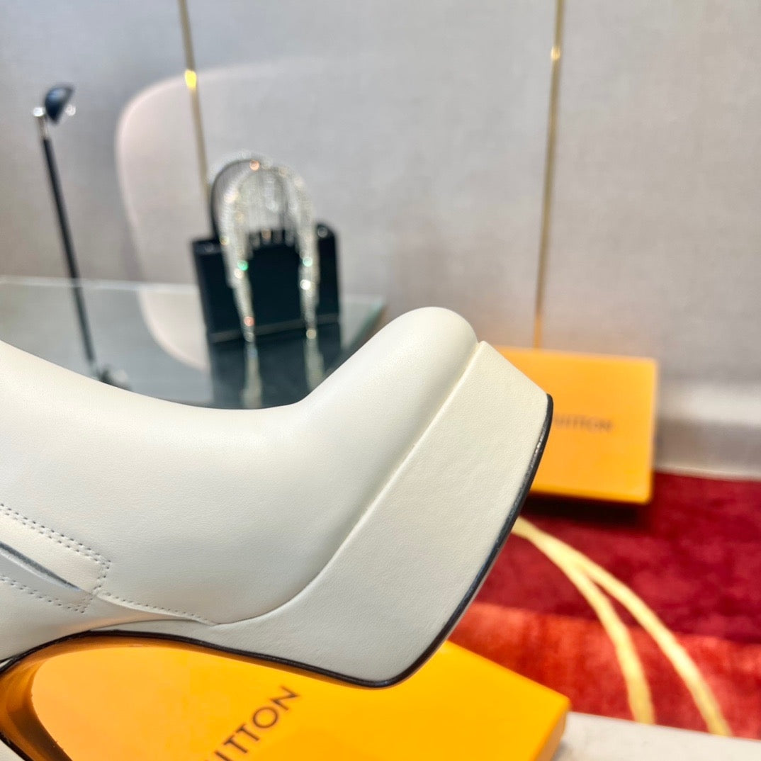 Luxury Shoes - LU-V - 496