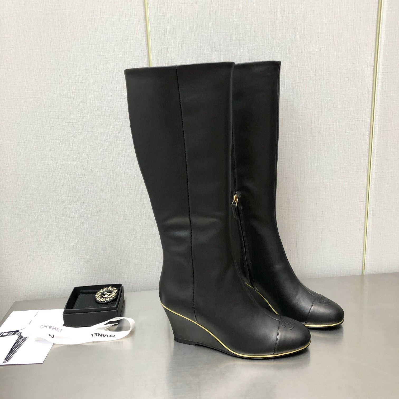 Luxury Shoes - DIR - 808
