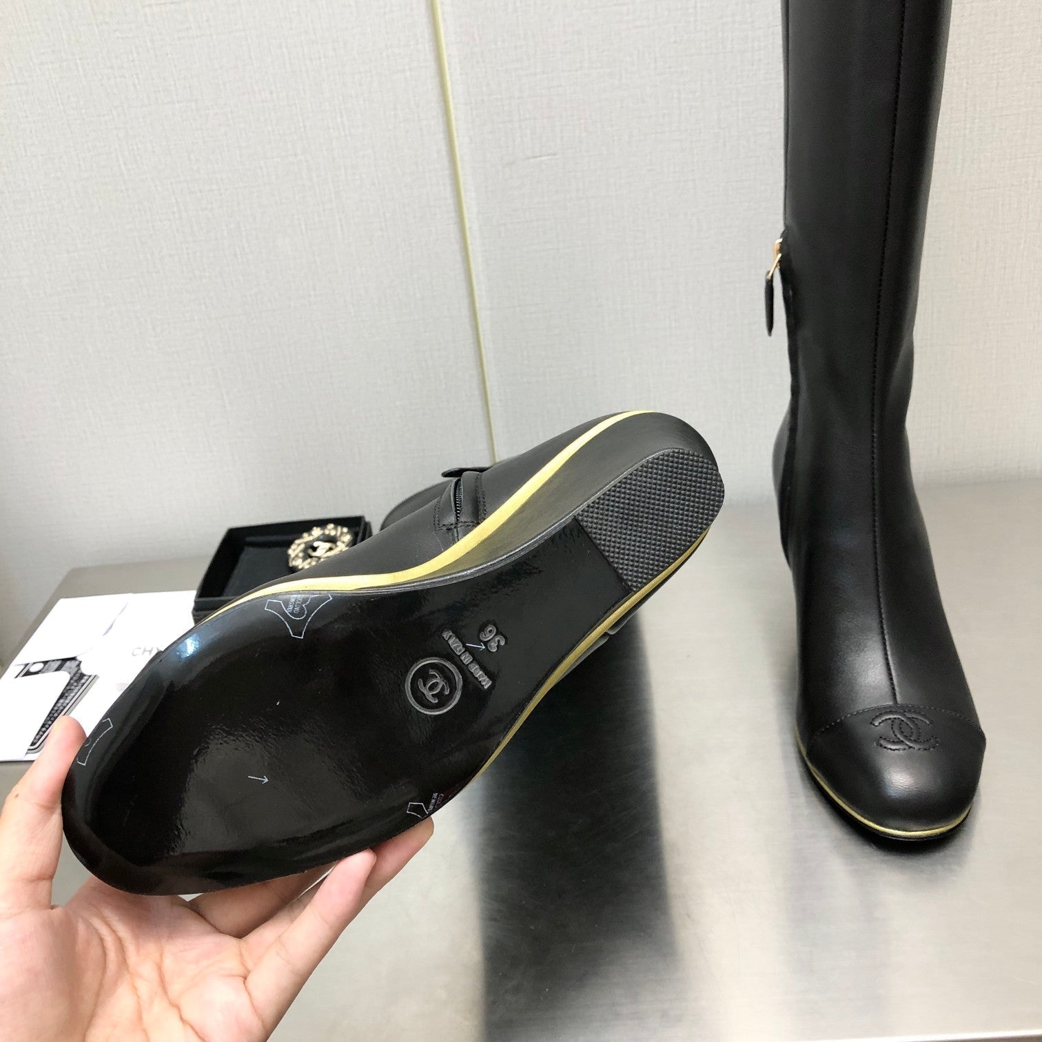 Luxury Shoes - DIR - 808
