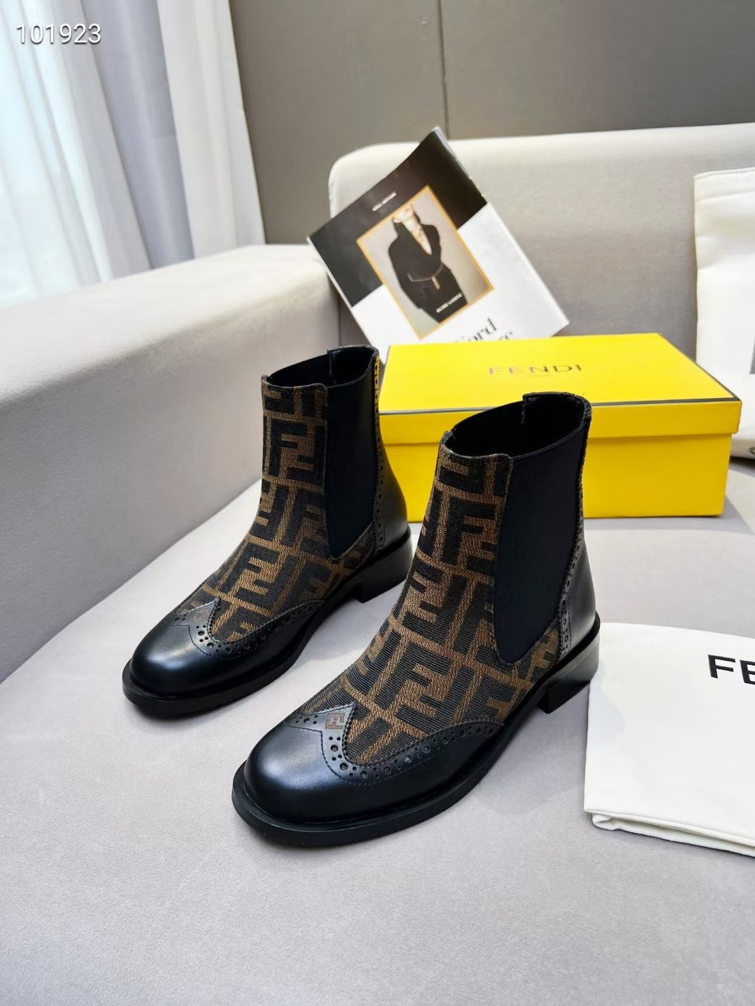 Luxury Shoes - FED - 317