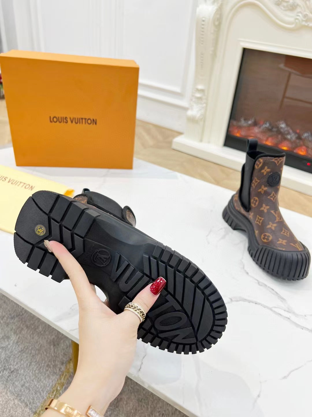 Luxury Shoes - LU-V - 461