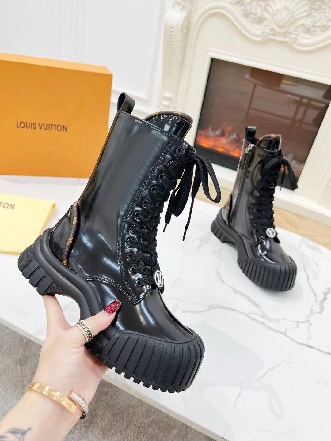 Luxury Shoes - LU-V - 463