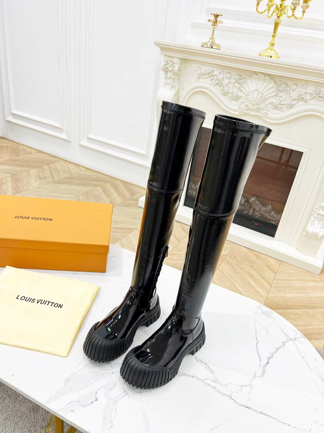 Luxury Shoes - LU-V - 495