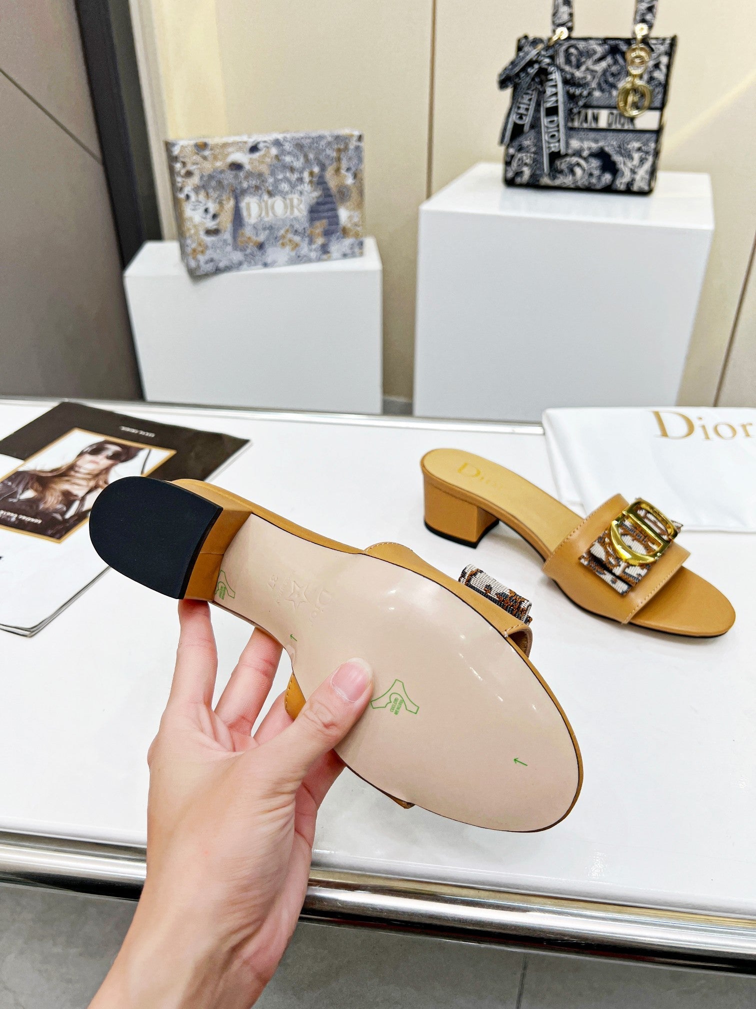Luxury Shoes - DIR - 619