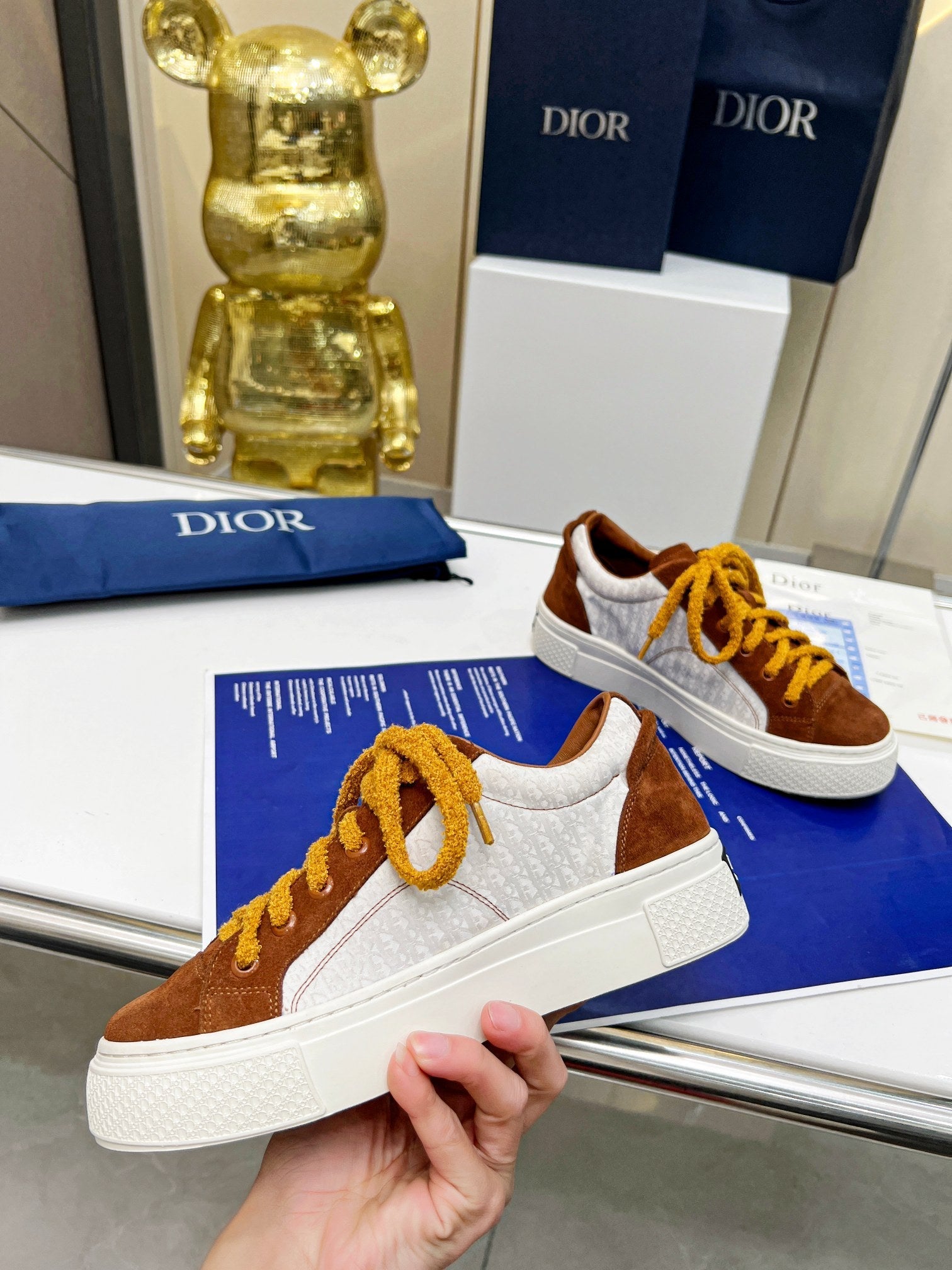 Luxury Shoes - DIR - 700