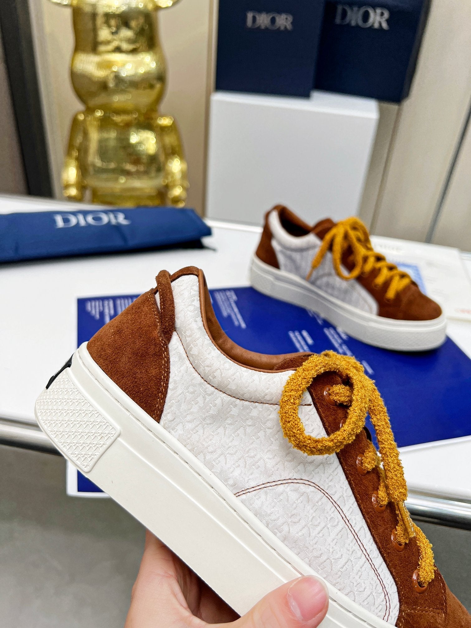 Luxury Shoes - DIR - 700