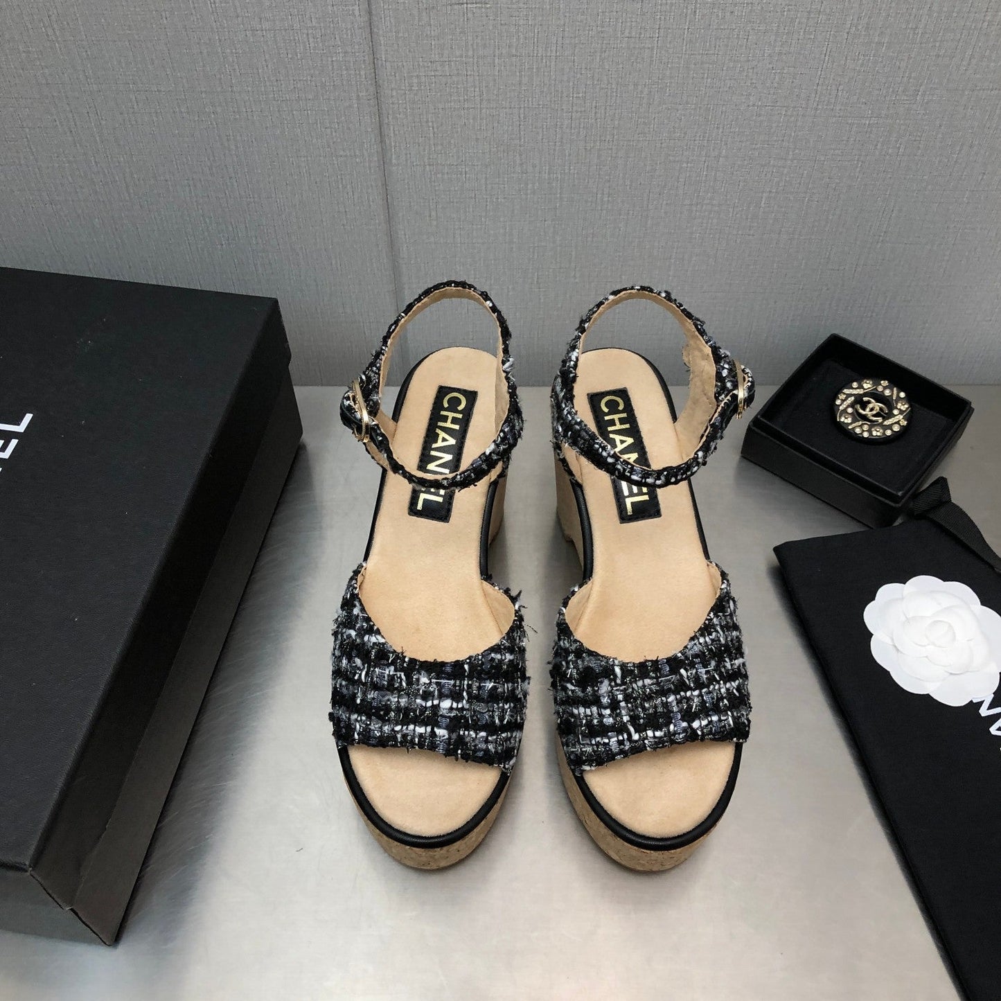 Luxury Shoes Sandals - CHL - 1033