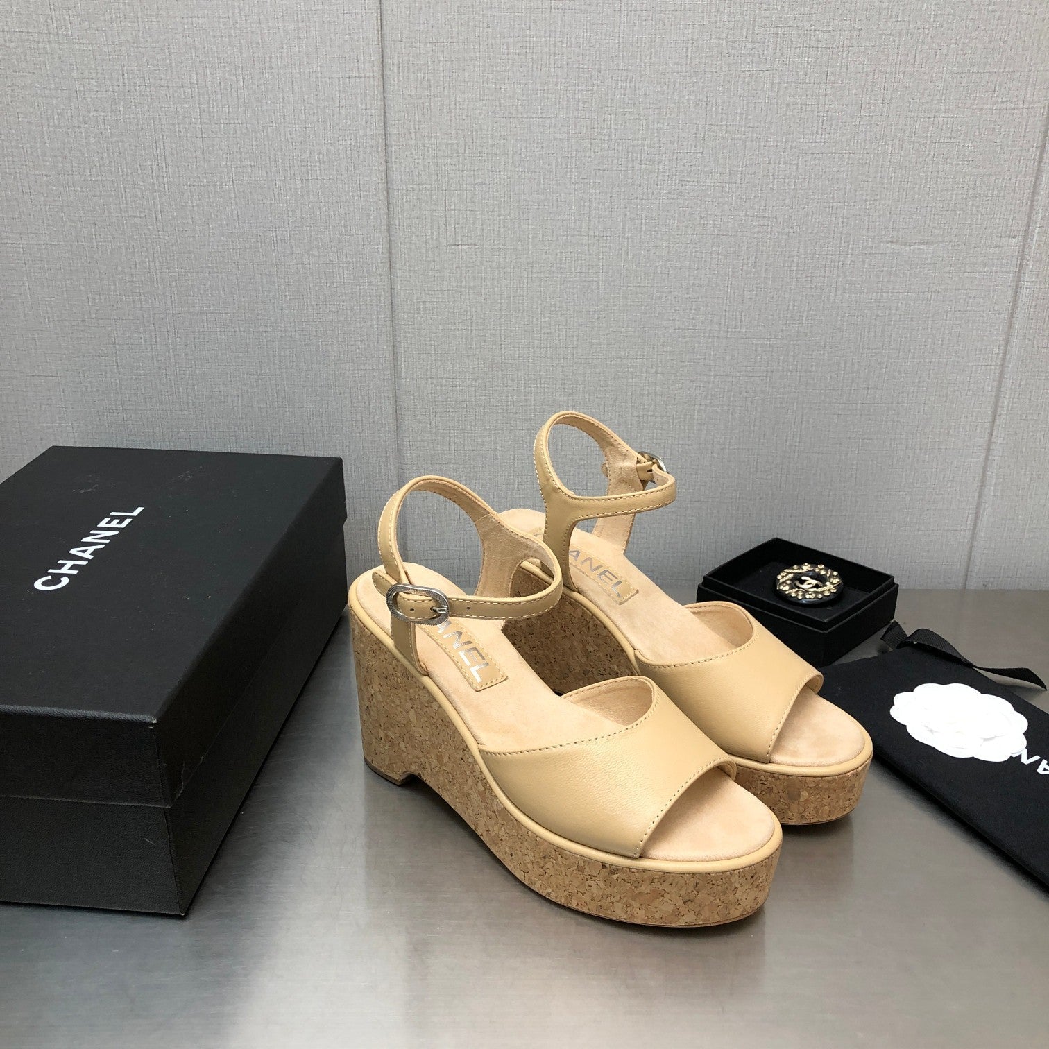 Luxury Shoes Sandals - CHL - 1029