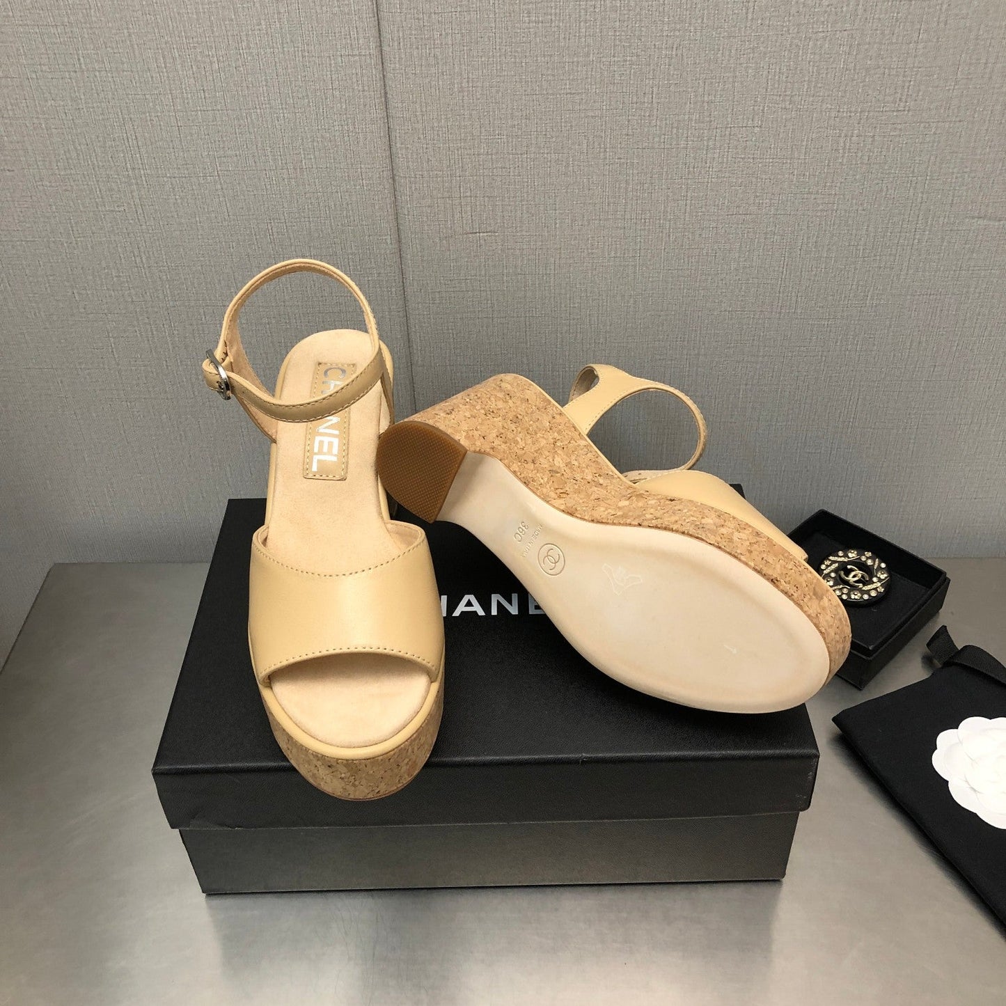 Luxury Shoes Sandals - CHL - 1029