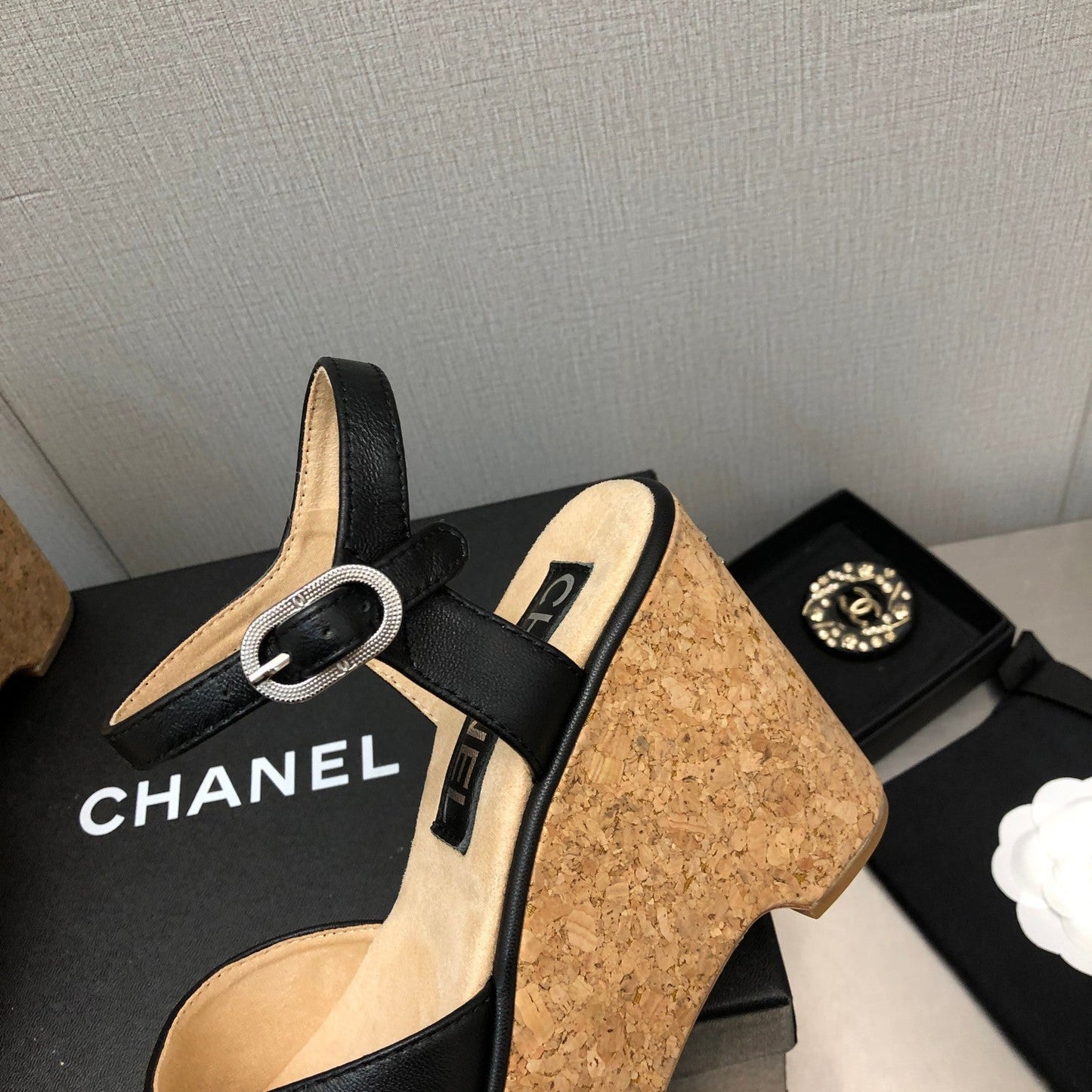 Luxury Shoes Sandals - CHL - 1028