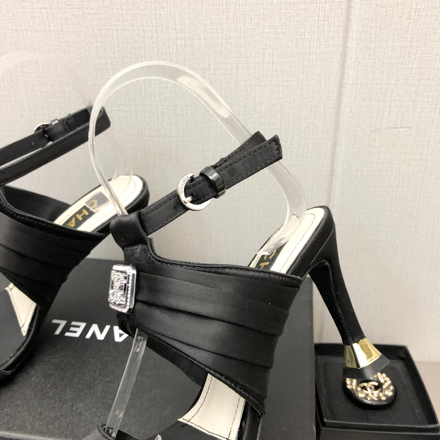 Luxury Shoes Sandals - CHL - 958