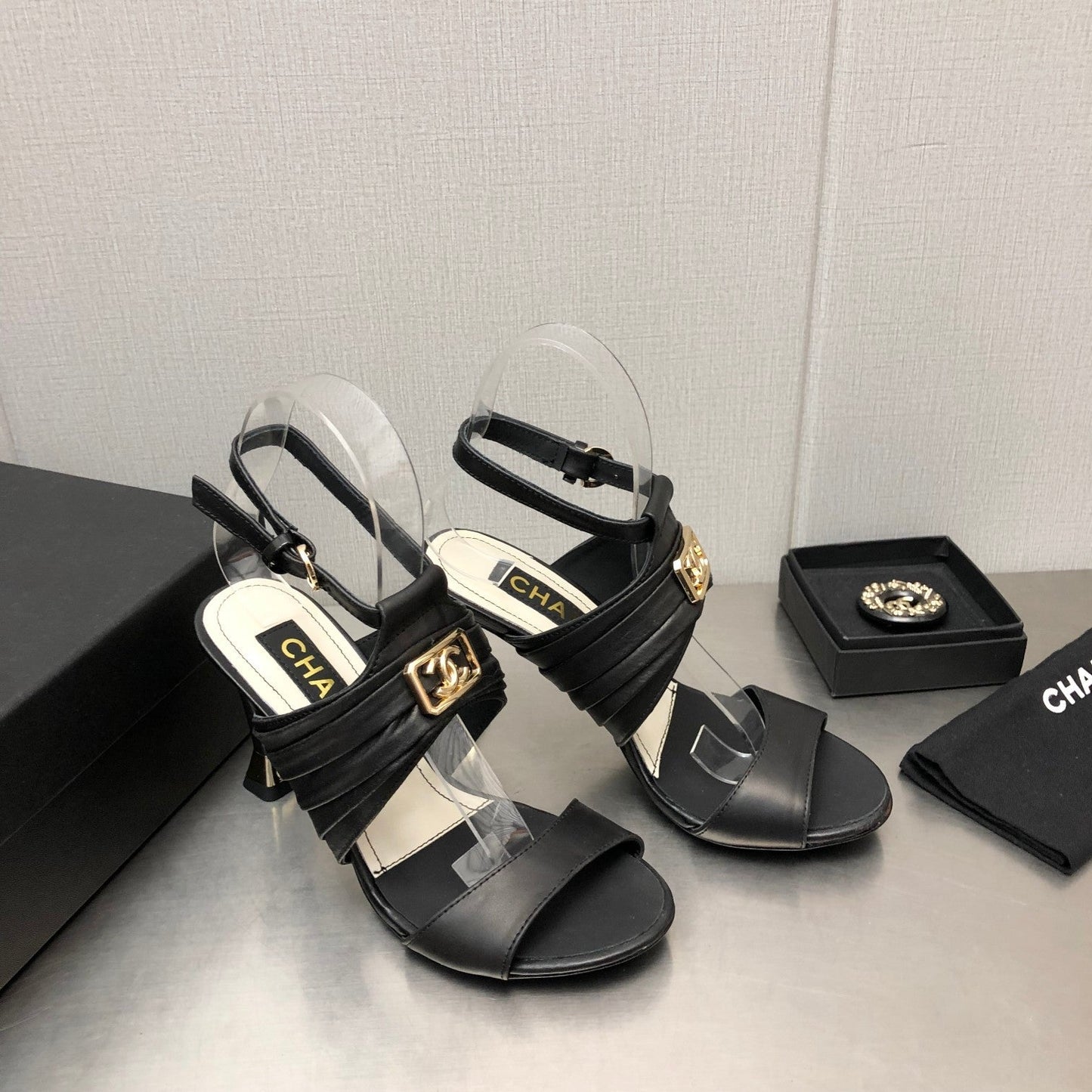 Luxury Shoes Sandals - CHL - 961