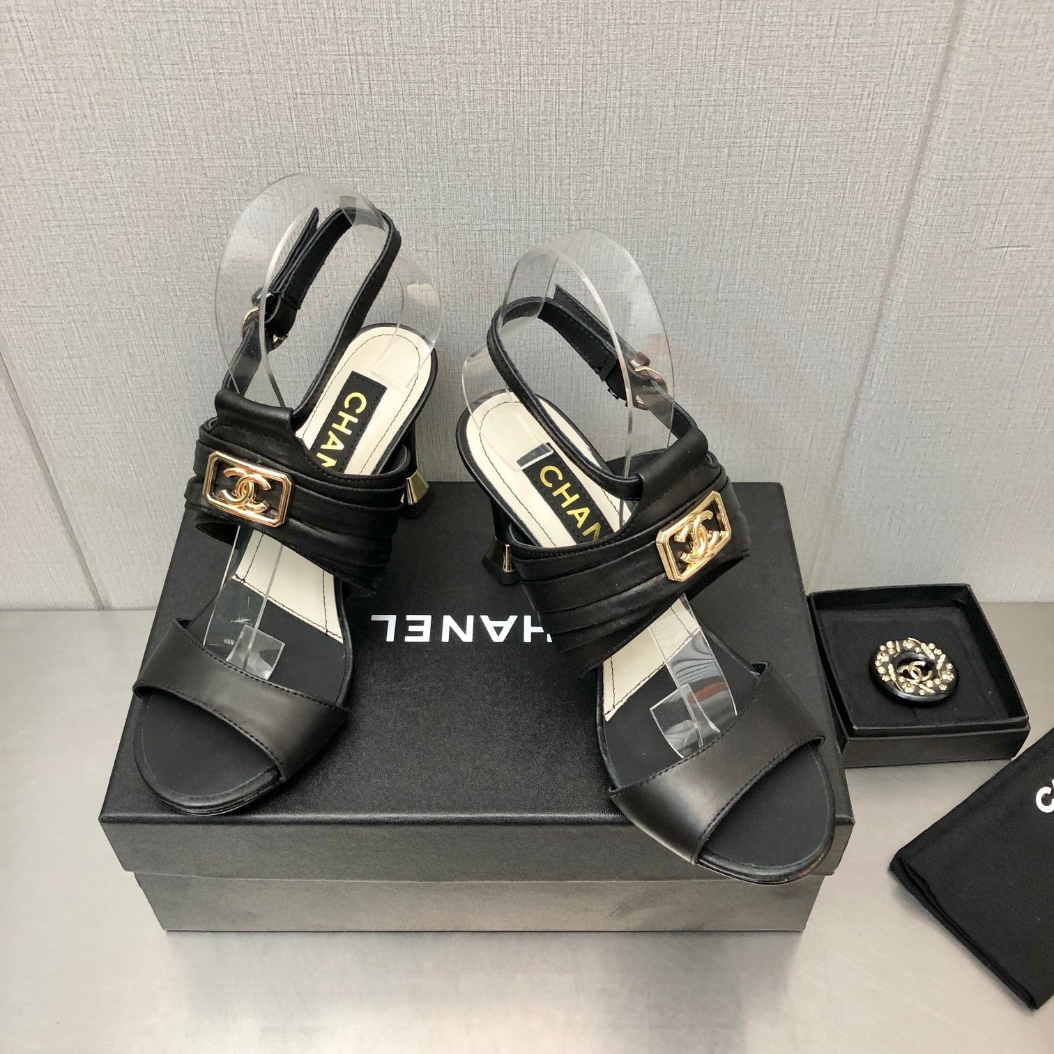 Luxury Shoes Sandals - CHL - 961