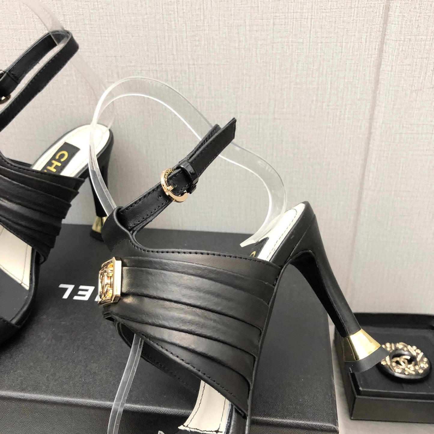 Luxury Shoes Sandals - CHL - 961
