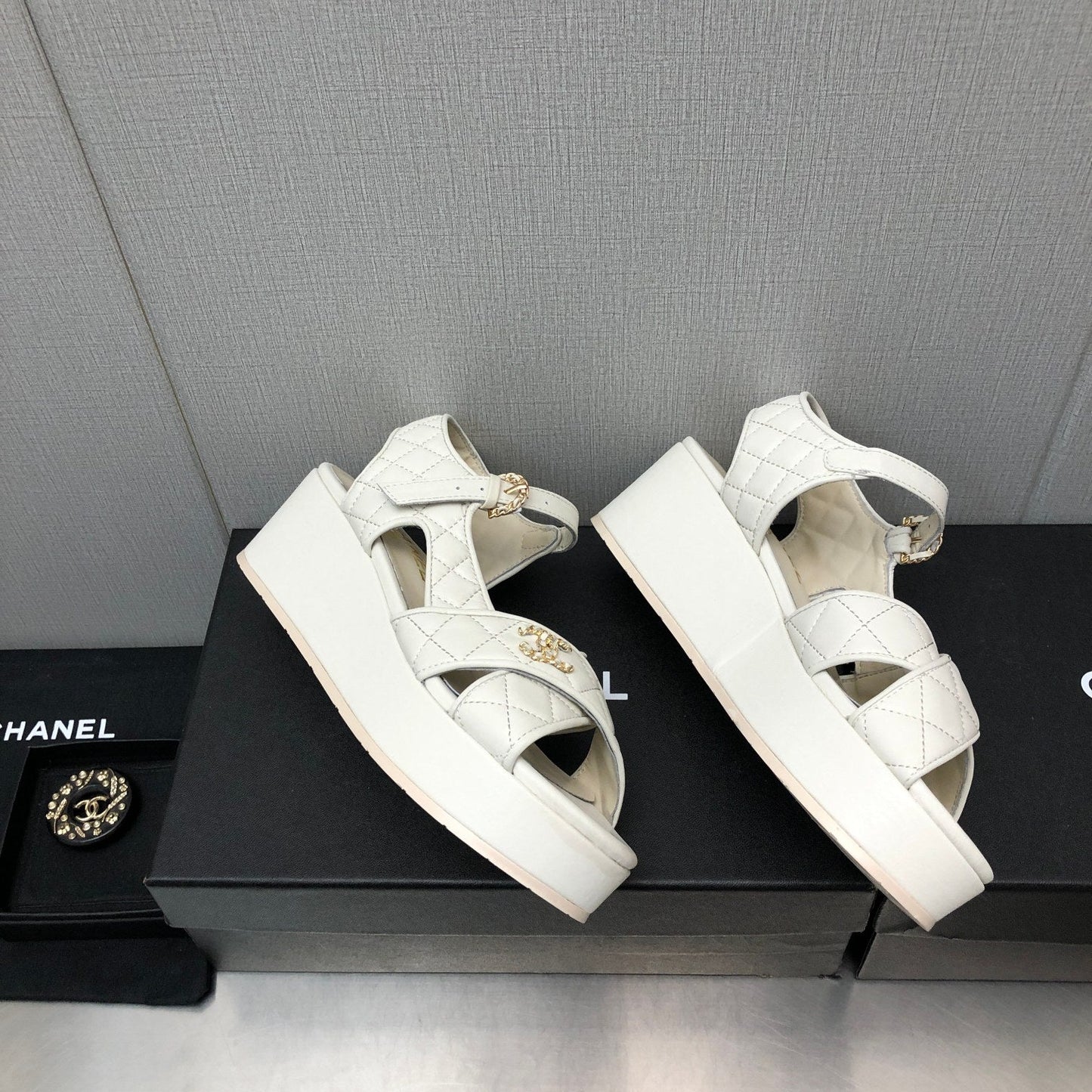Luxury Shoes Sandals - CHL - 930